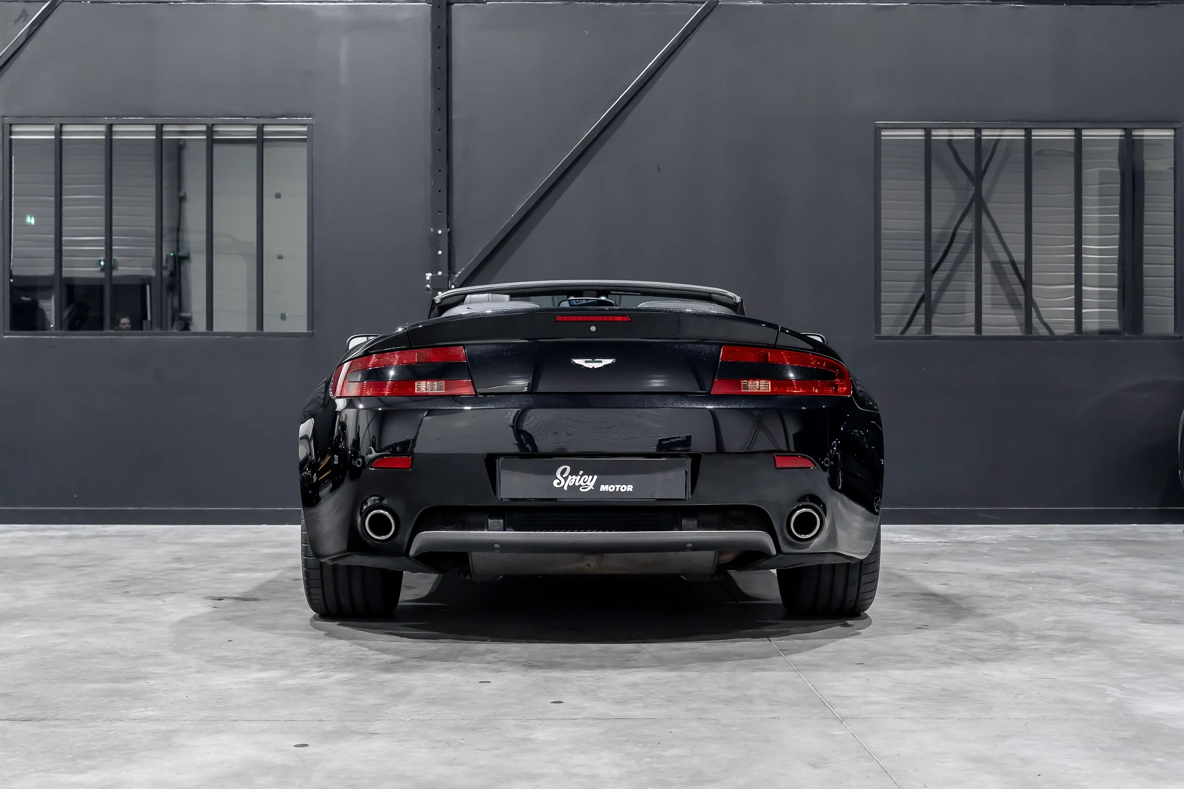 Aston Martin V8 Vantage Roadster 4.7l Sportshift — photo 5