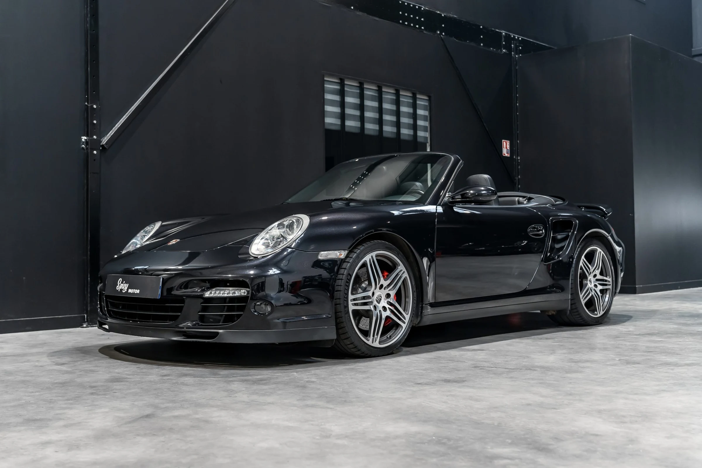 Porsche 911 Turbo Cabriolet (997.1) — Spicy Motor à Lille